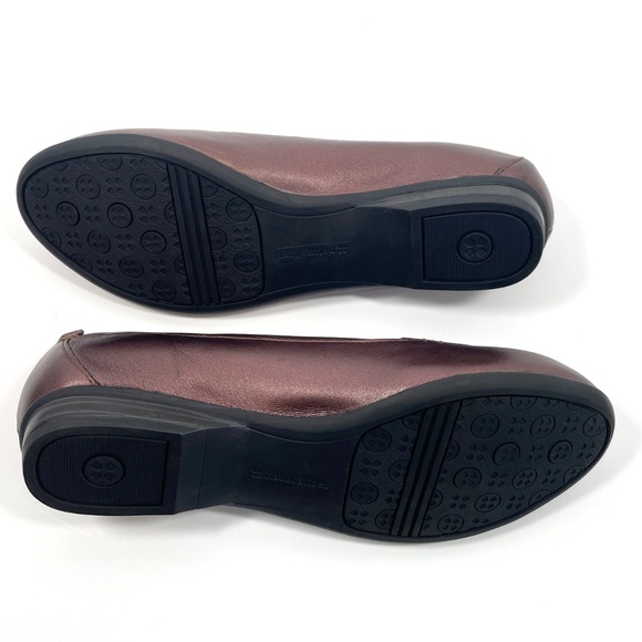 Naturalizer N5 Comfort–Dark Ruby Red/Burgundy Slip-On Metallic Loafer. Size 7. - Picture 3 of 9